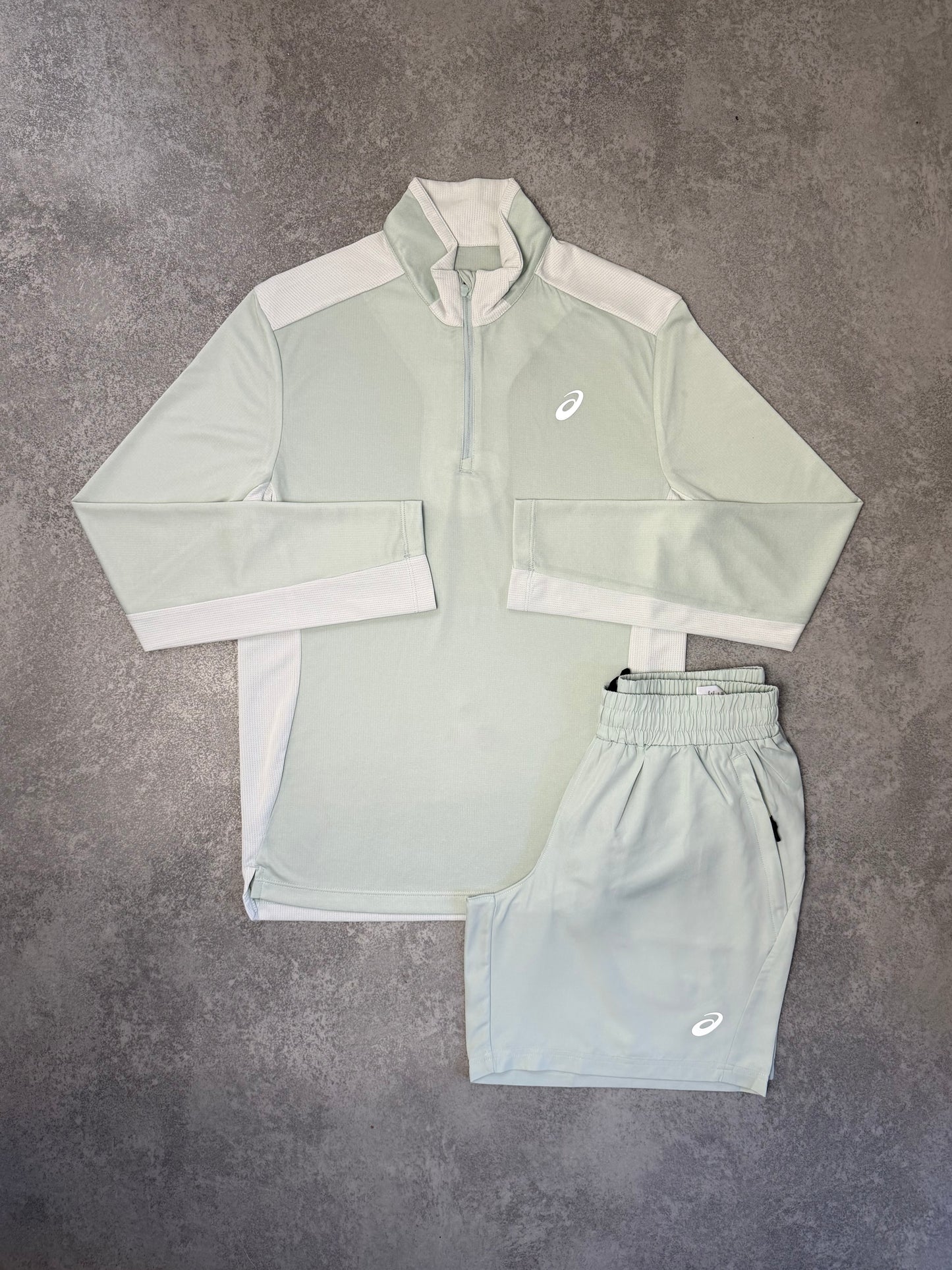 ASICS SAGE HALF ZIP SHORT SET