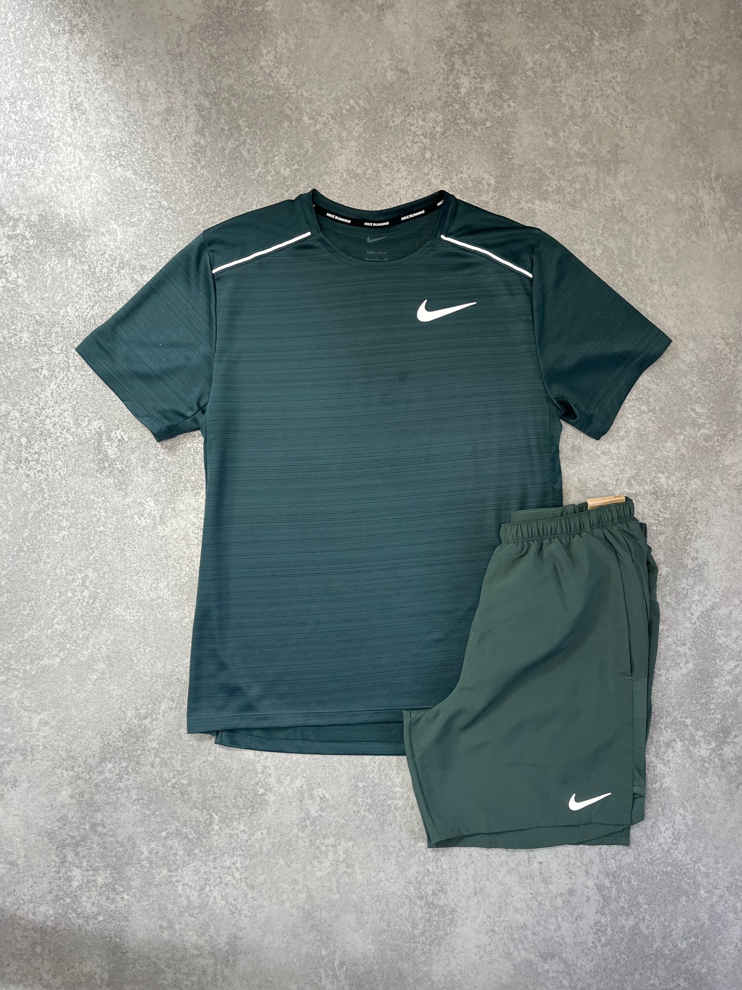NIKE Deep Green Miler Short Set