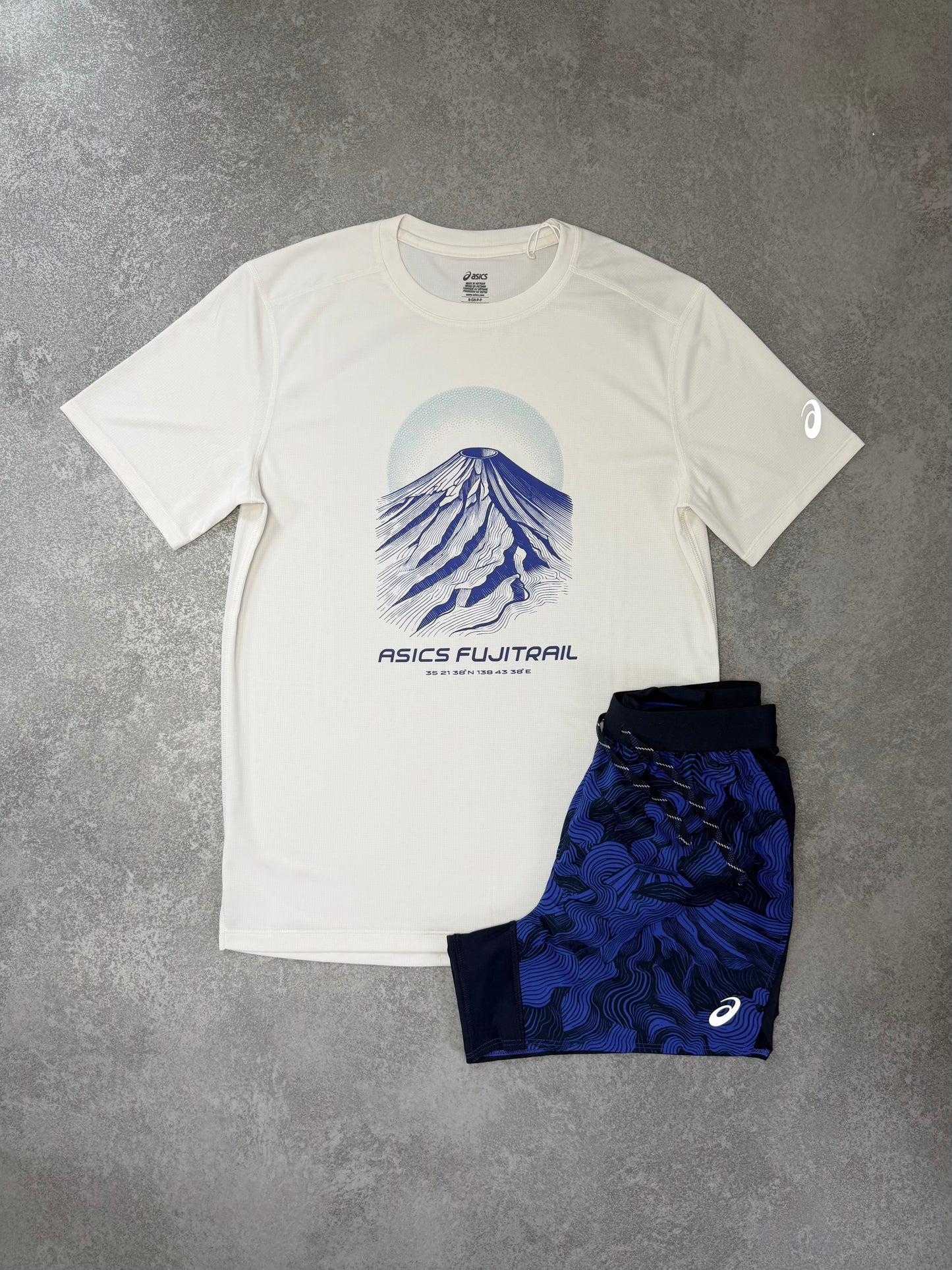 Fuji Trail White / Midnight Short Set