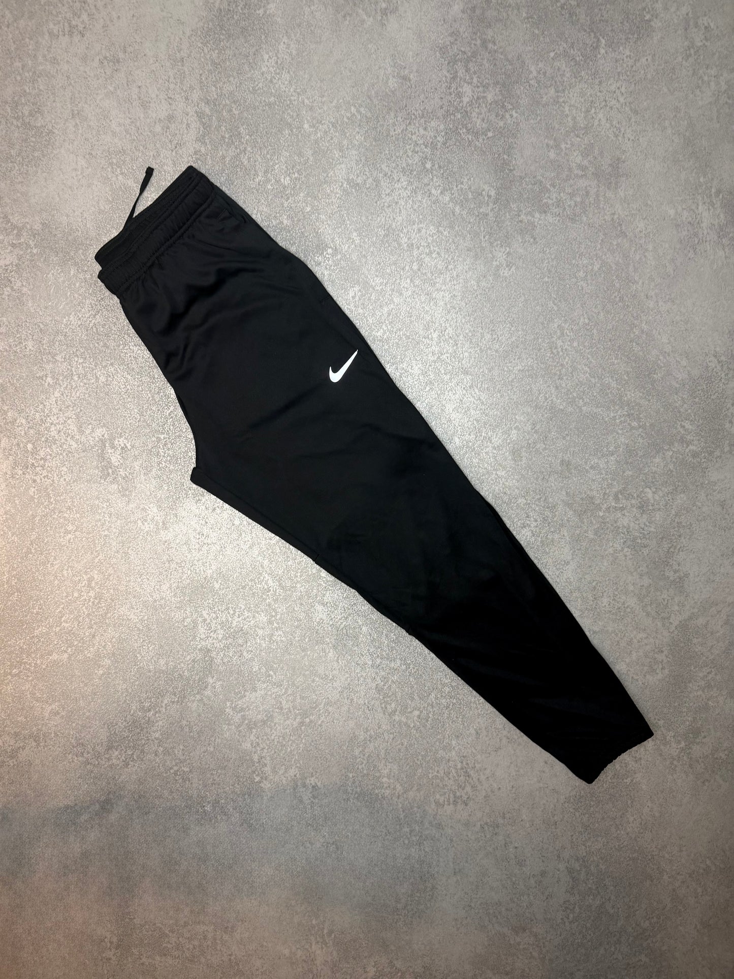 NIKE BLACK CHALLENGER PANTS