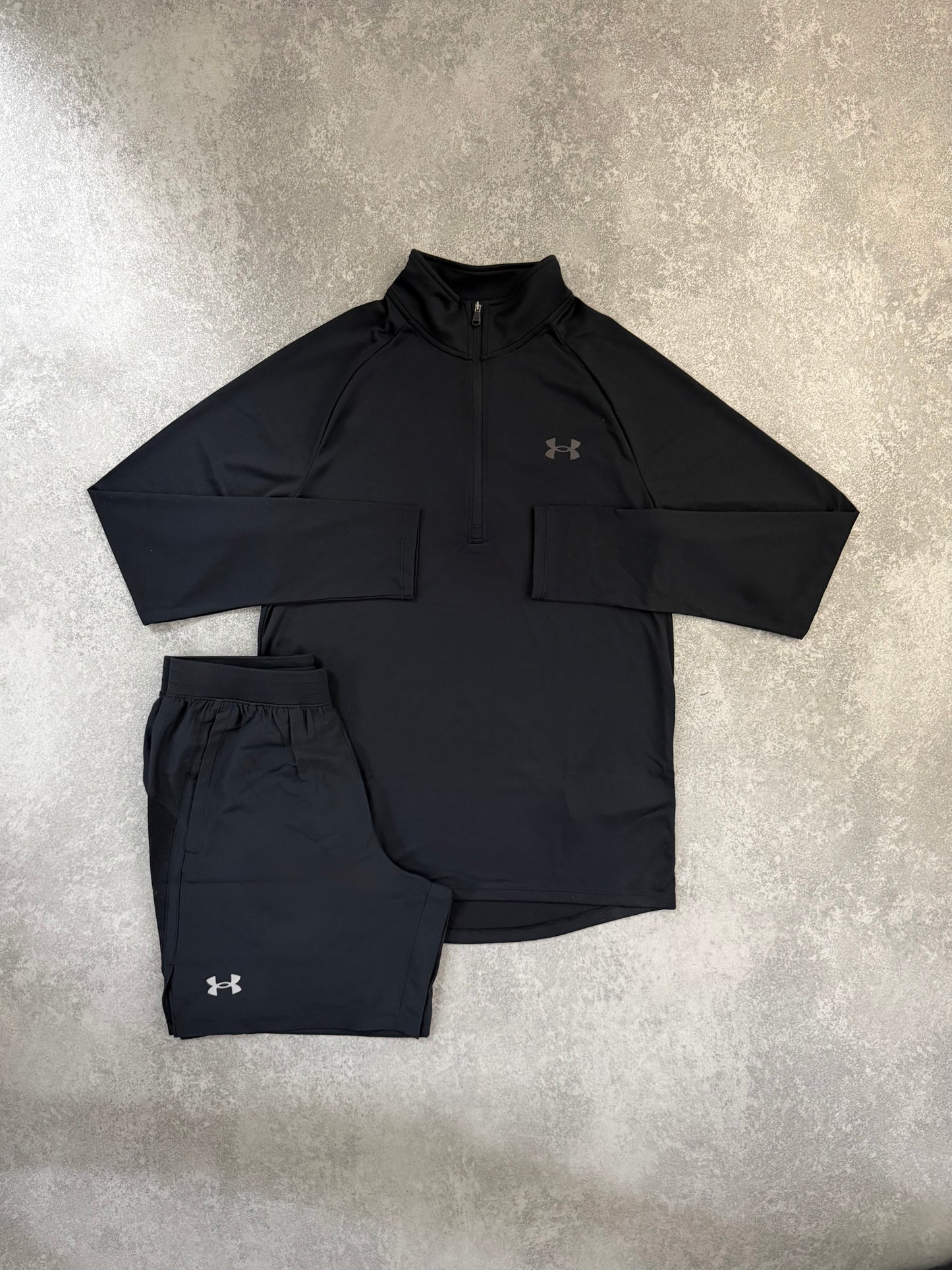 UA BLACK 1/4 ZIP SHORT SET