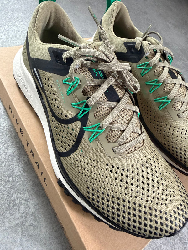 NIKE Khaki Pegasus Trail 4s