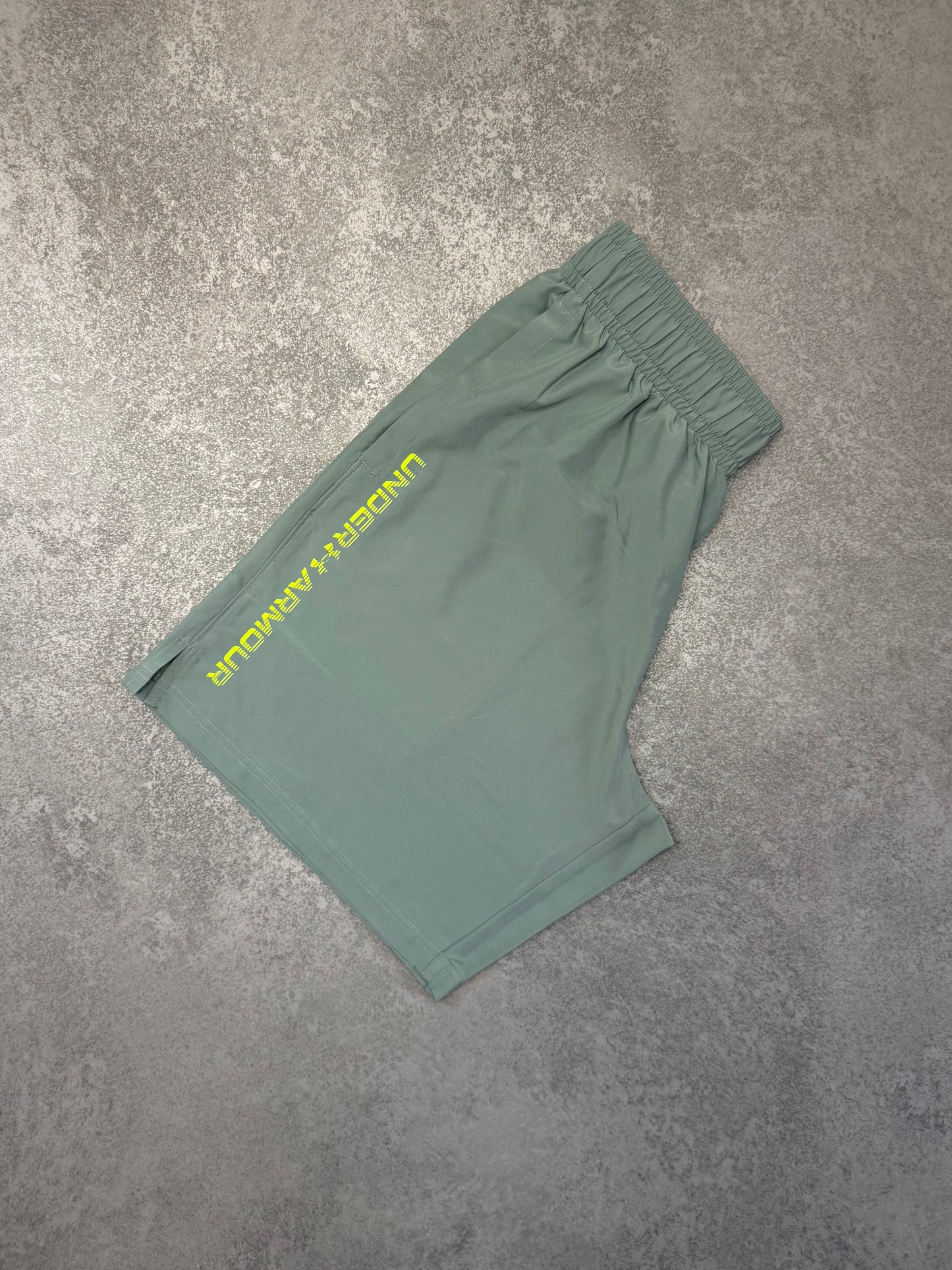 UNDER ARMOUR SAGE WORDMARK SHORTS