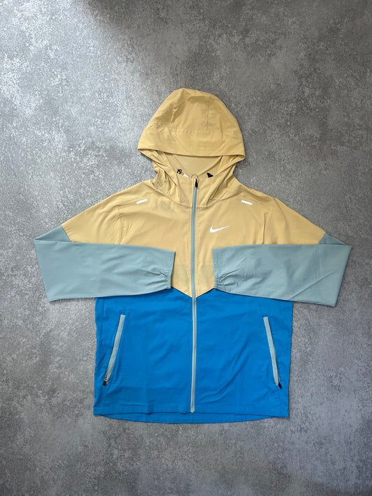 NIKE Ocean Beach Windrunner