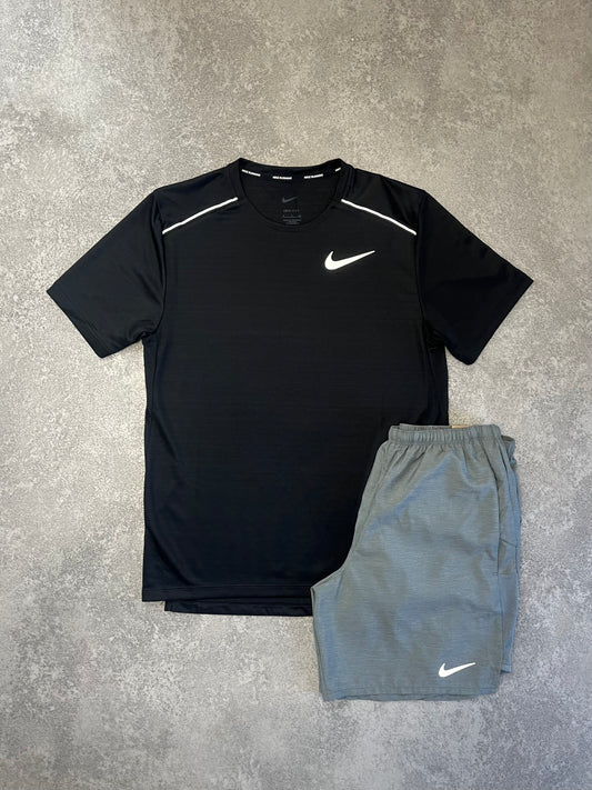 NIKE Black Miler Set