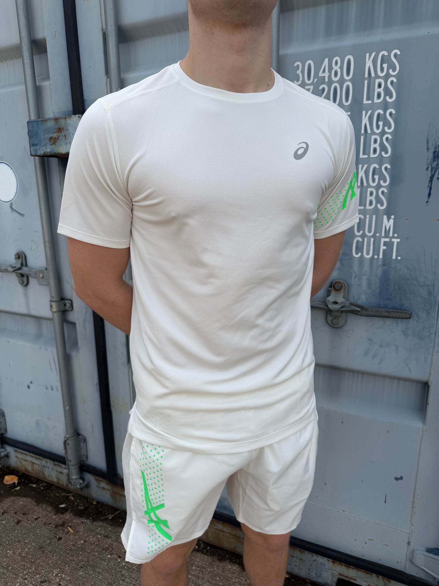 White and Vital Green Short Set