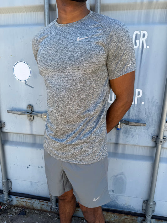NIKE GREY PATTERN SHORT SET