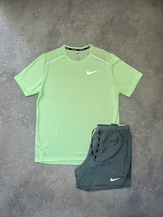 NIKE Vapour Green Miler Short Set