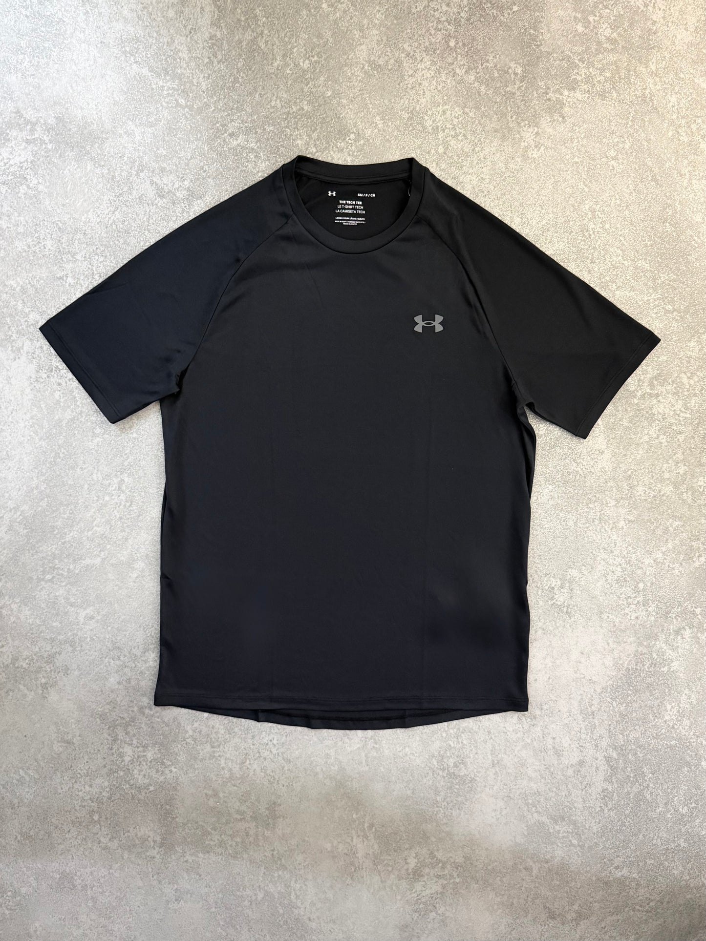 UA BLACK TECH TOP