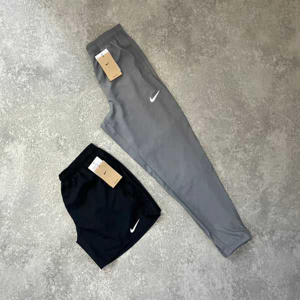 NIKE BOTTOMS / SHORTS
