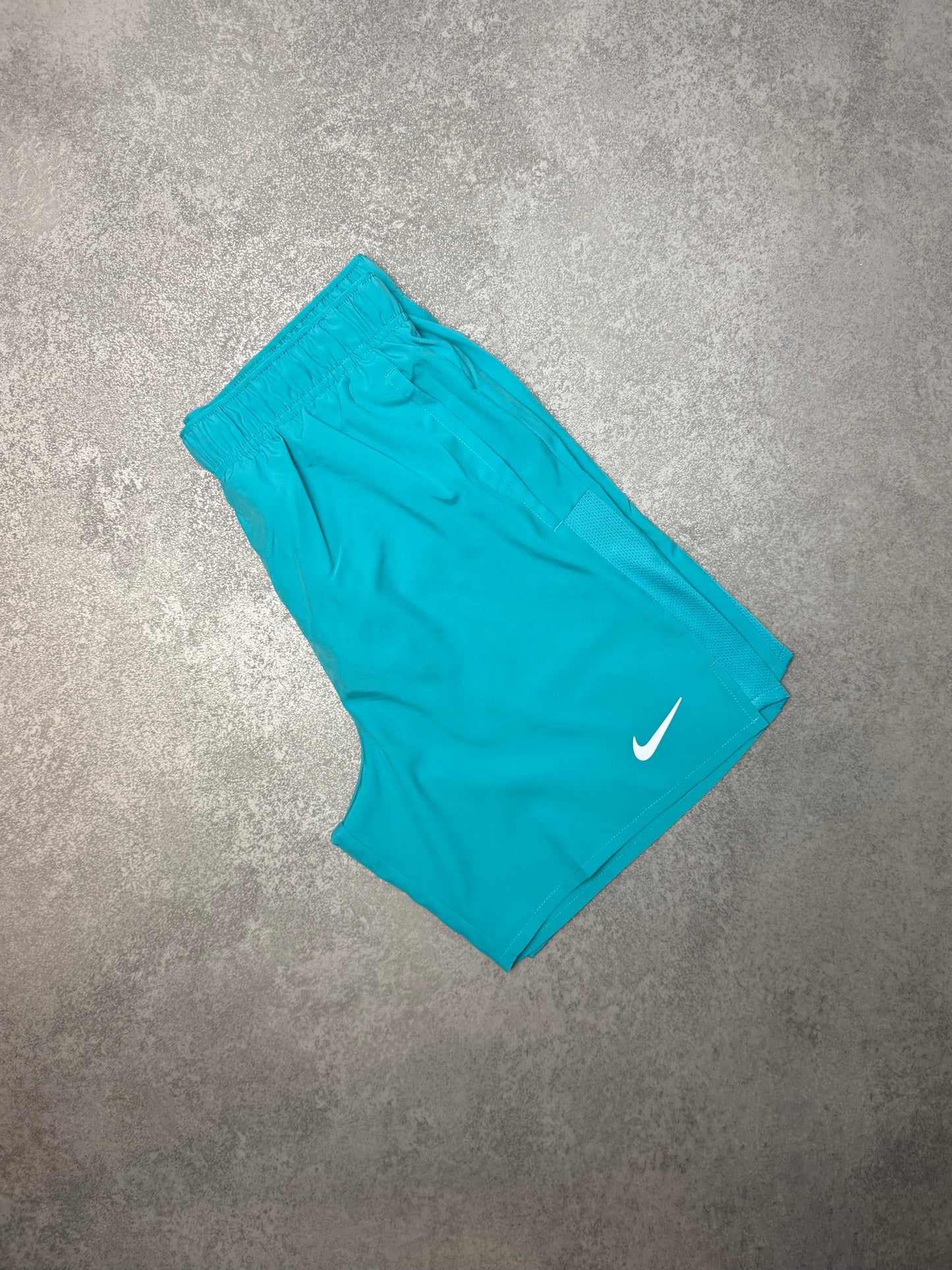 NIKE DUSTY CACTUS CHALLENGER SHORTS