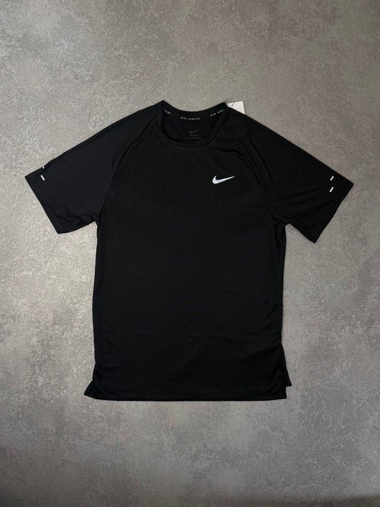 NIKE Stride Running Top