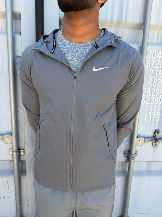 NIKE GREY REPEL JACKET