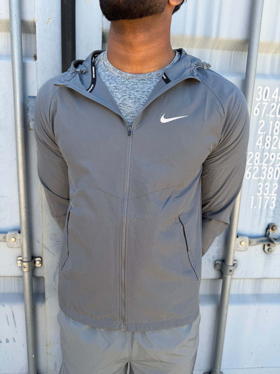 NIKE GREY REPEL JACKET