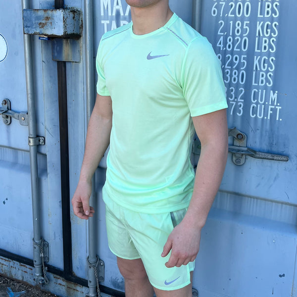 NIKE Vapour Green Miler Short Set