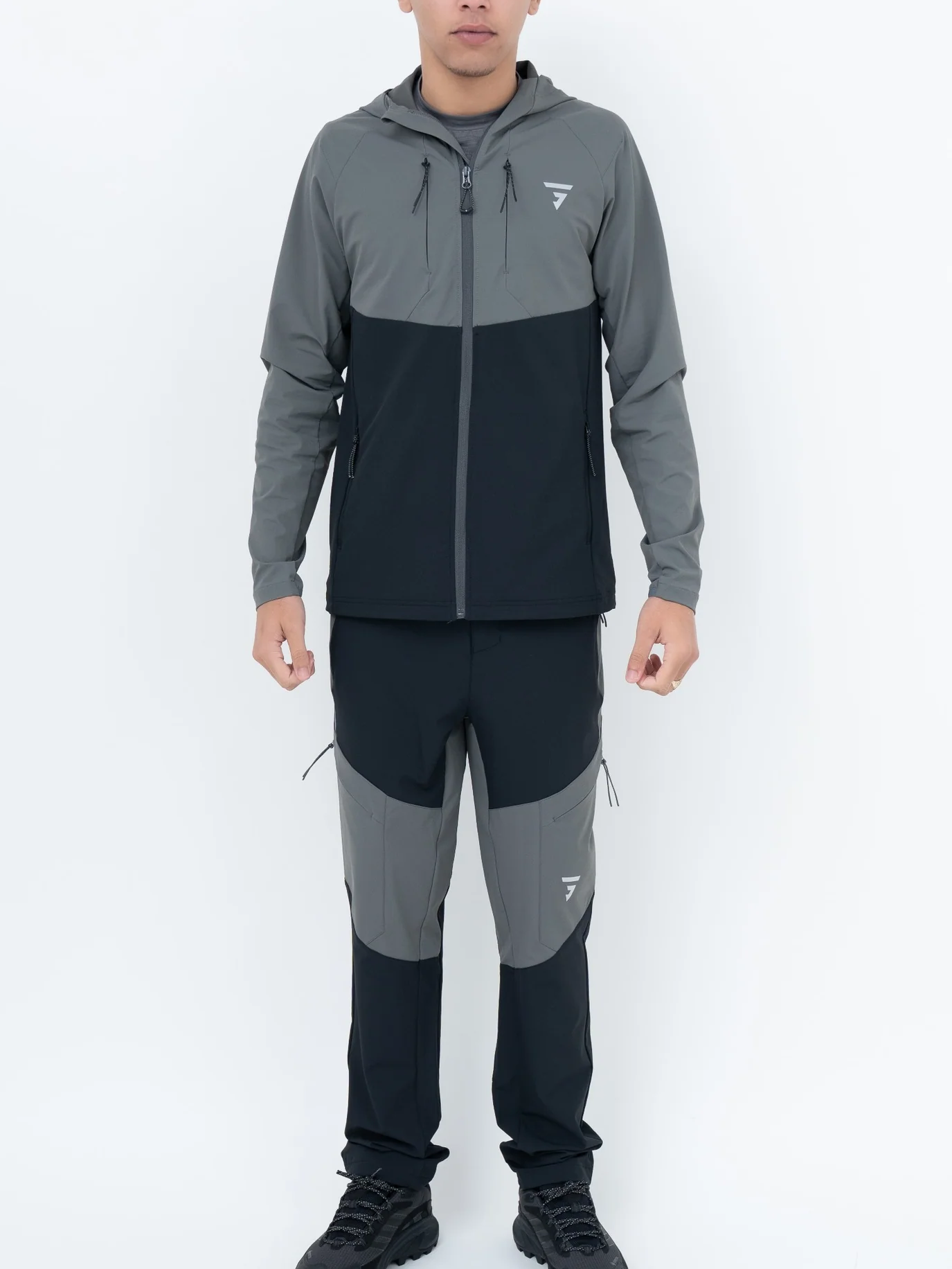 Trek Vanta Black Tracksuit